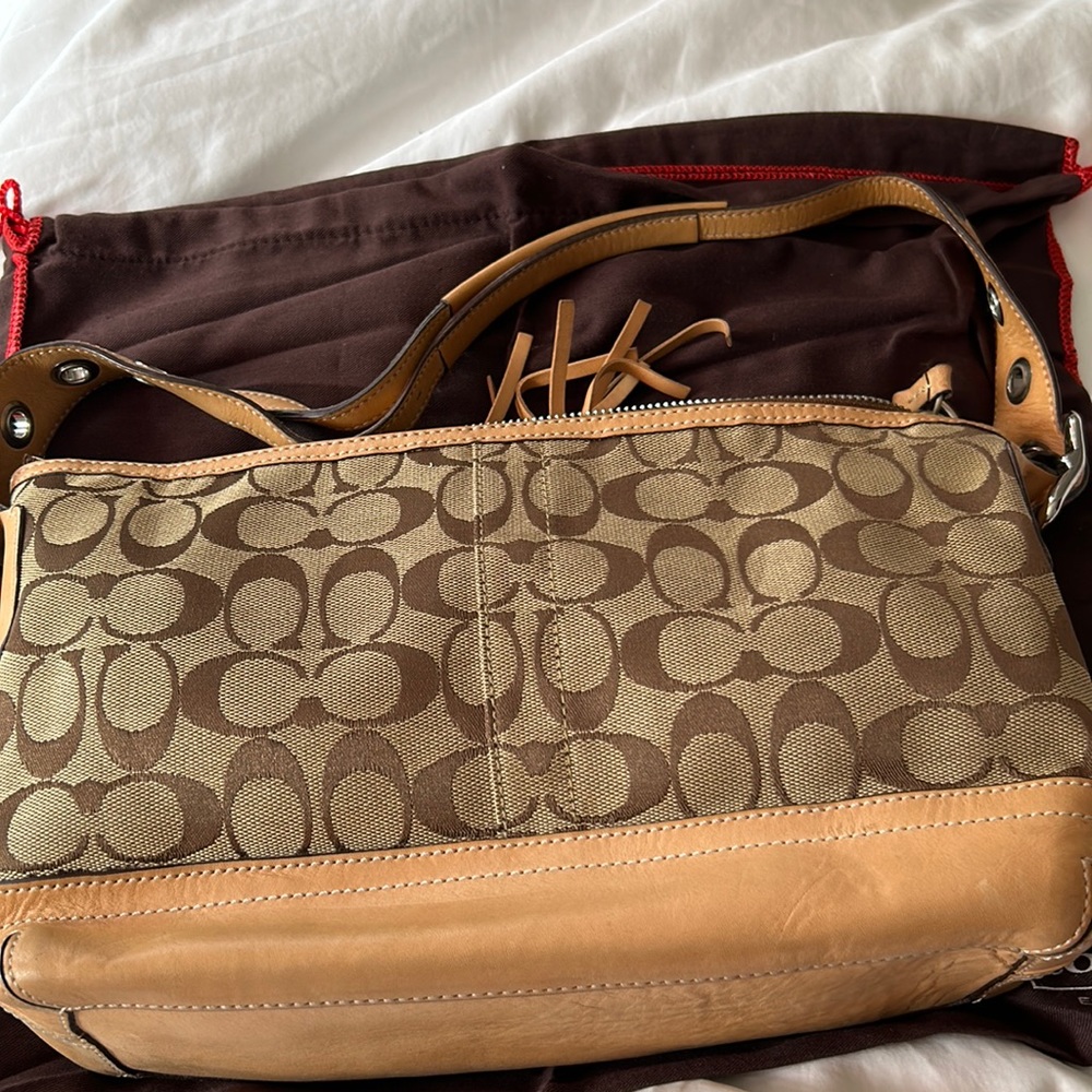 Authentic Coach beige and brown shoulder bag.